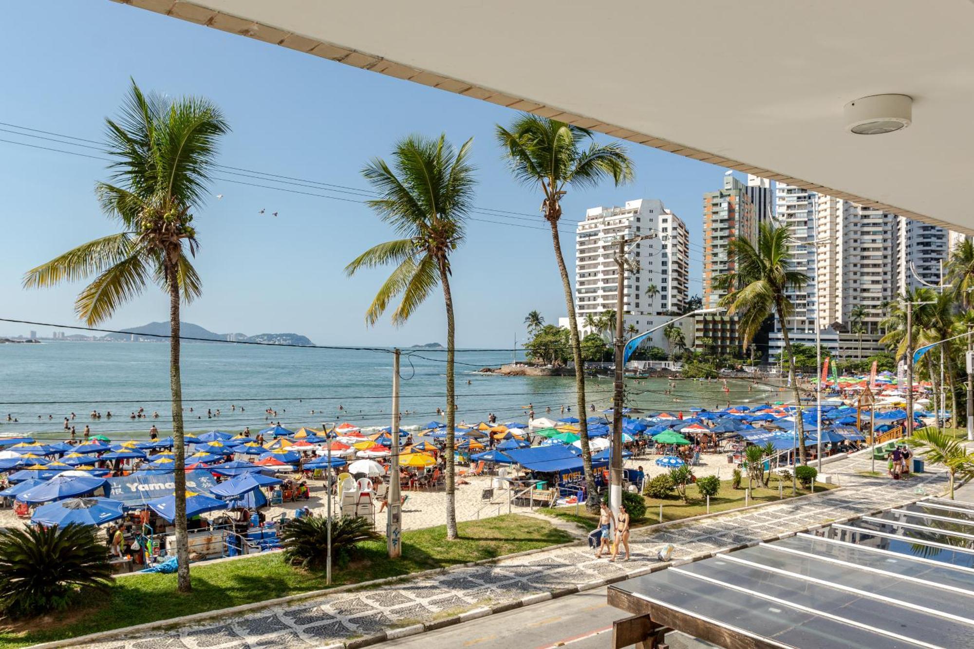 Apto - Predio De Frente Para Praia - Asturias - Guaruja - 2 Vagas Garagem - Wi-Fi E Ar Condicionado Kültér fotó